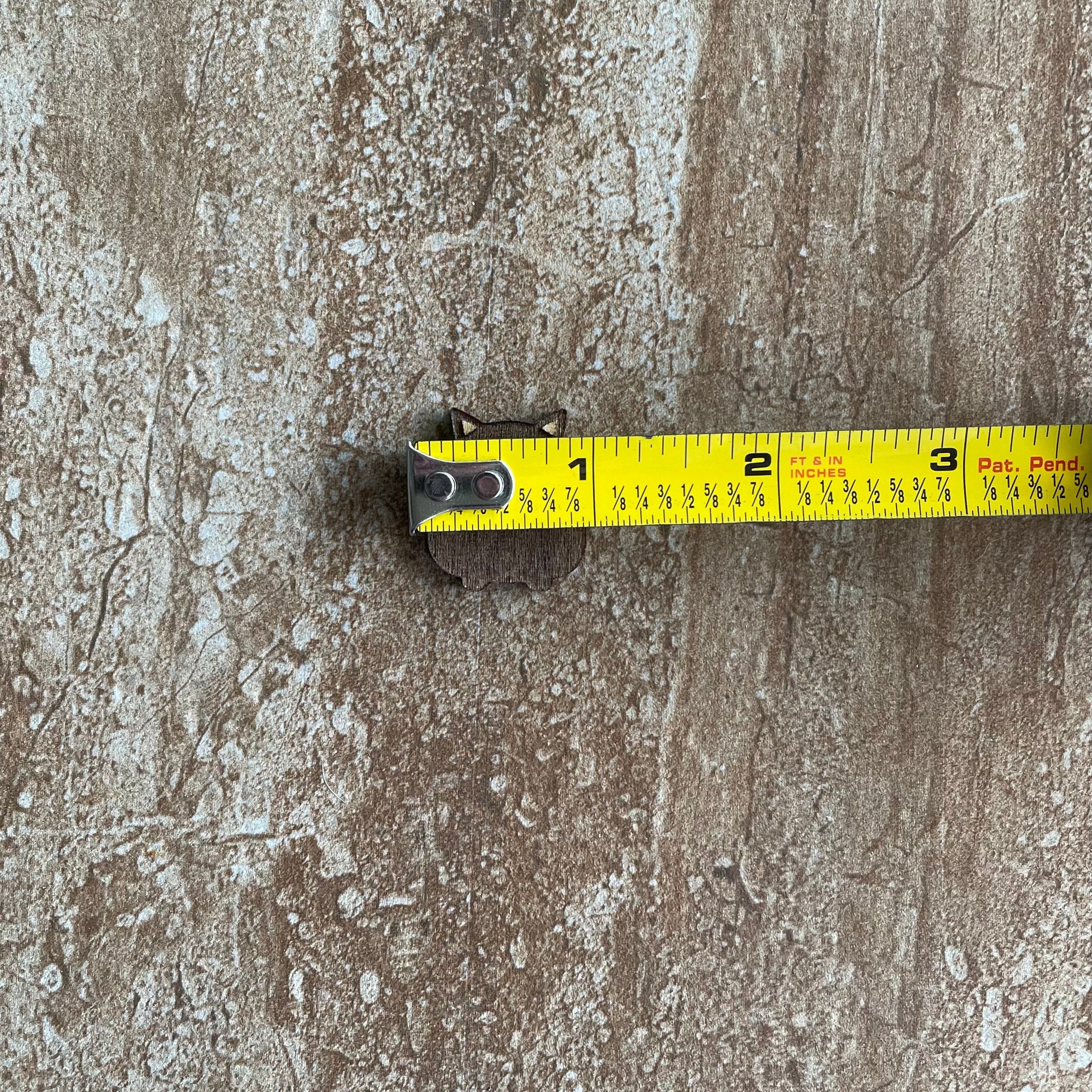 Cute handmade fat cat-shaped wooden buttons for scrapbooking and DIY crafts