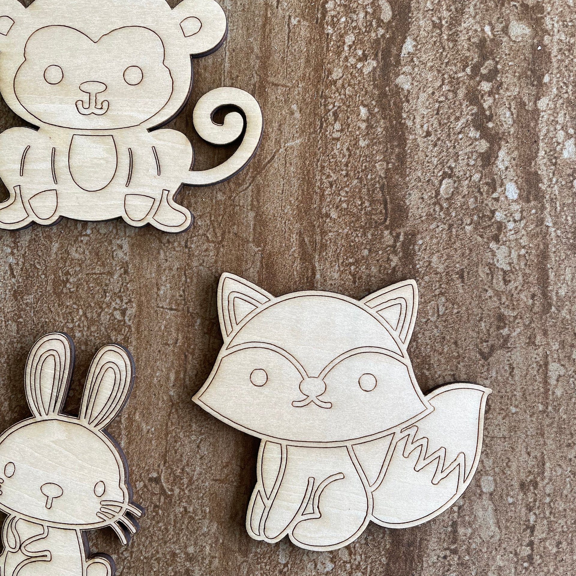 Handmade wooden DIY woodland animal cutout in five unique styles, ready to paint or decorate