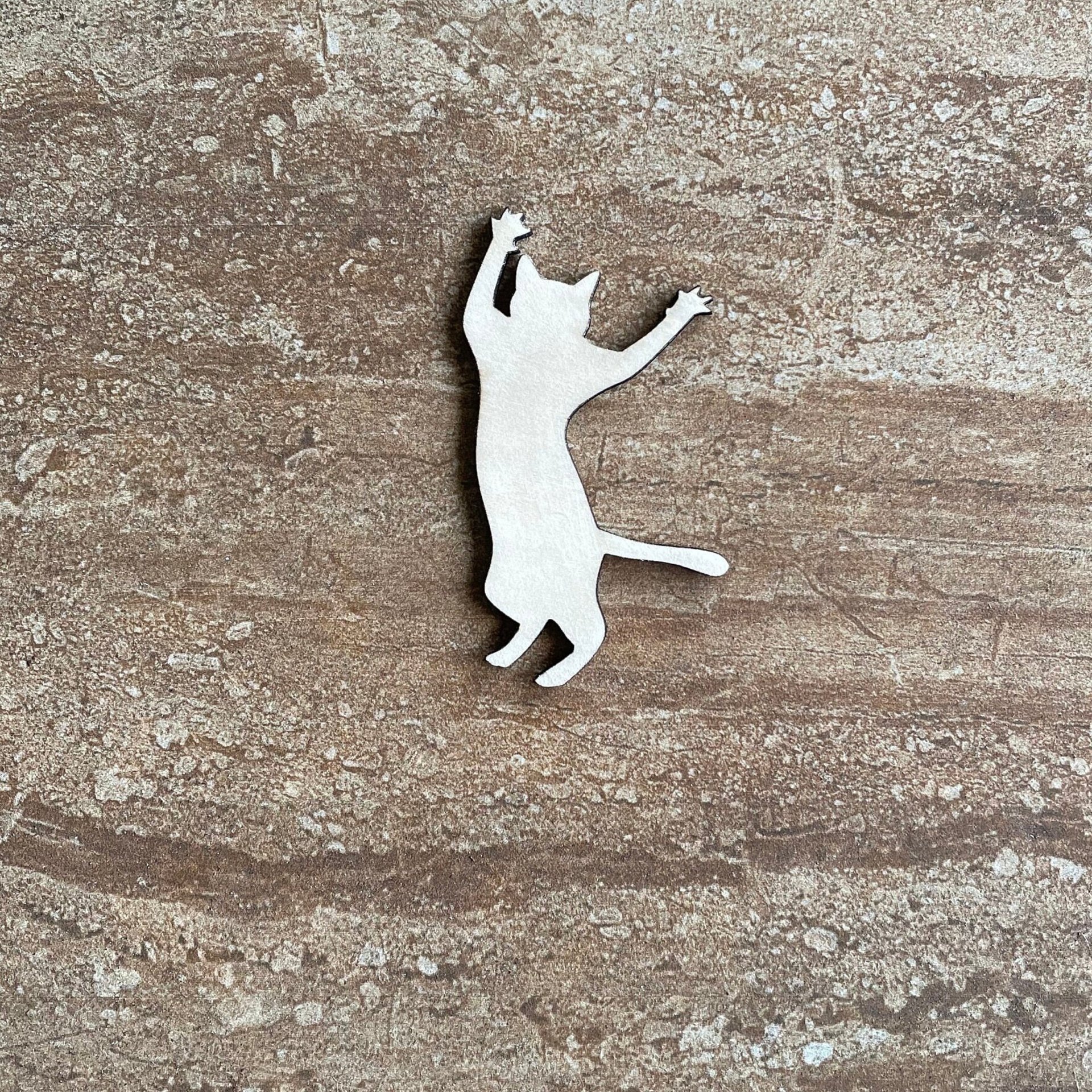 Handmade wooden DIY cat cutout ready to paint or decorate